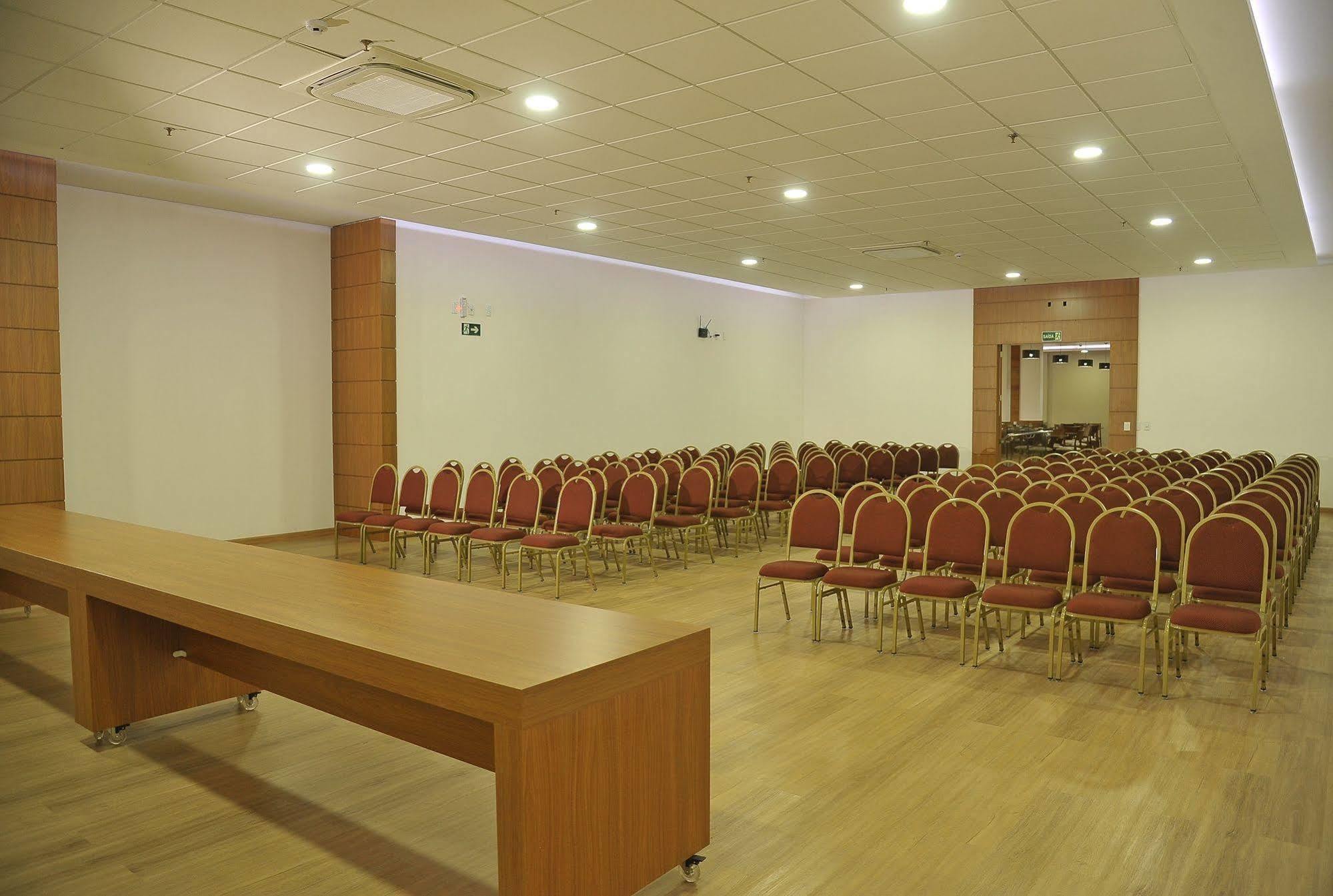 Hotel Maestro Premium Cascavel Cascavel  Exterior photo