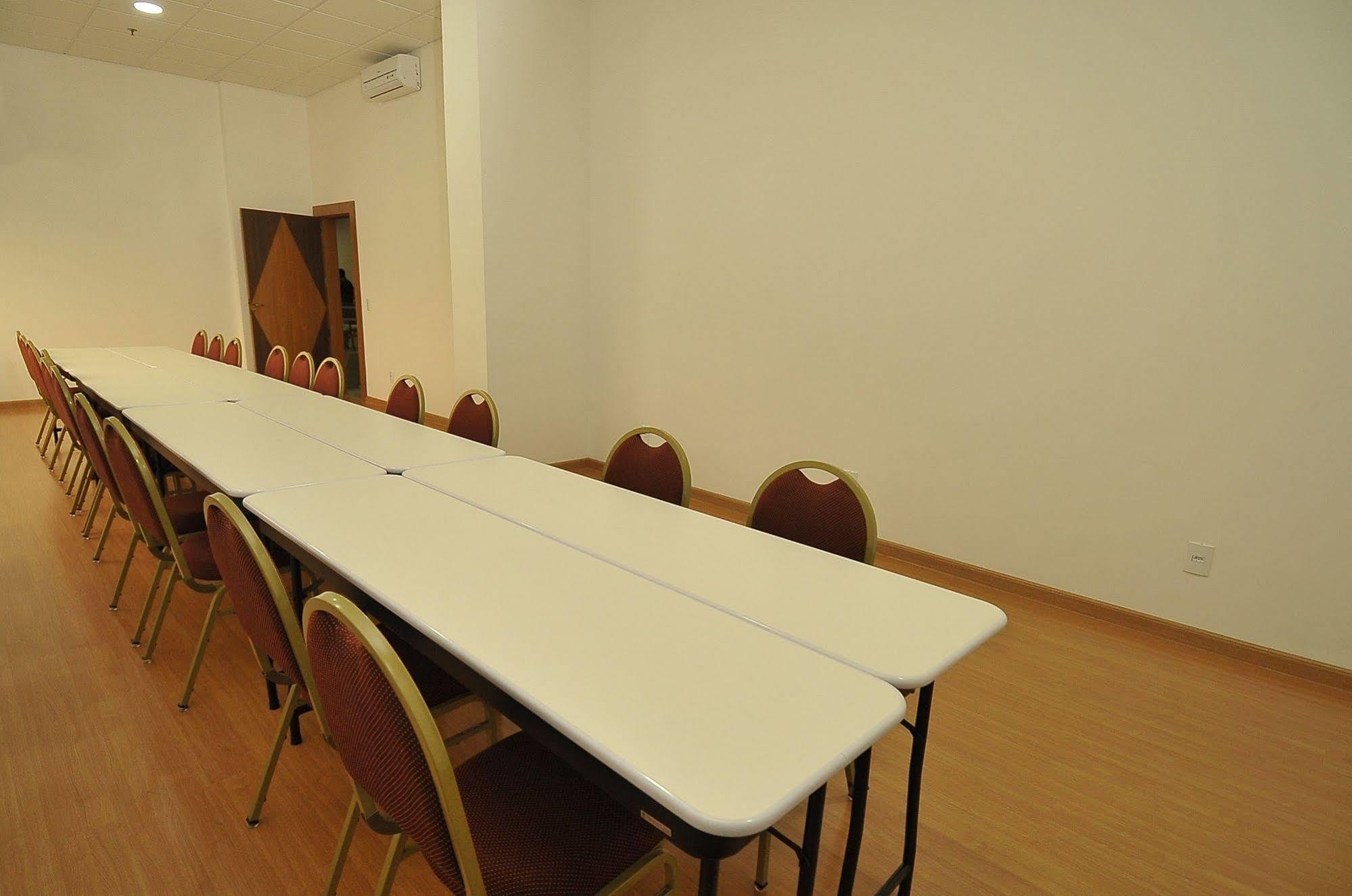 Hotel Maestro Premium Cascavel Cascavel  Exterior photo